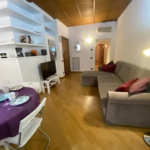  Apartment Sweet Laurina