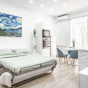  Apartment Artistic House Navigli-duomo Netflix & Design Italy